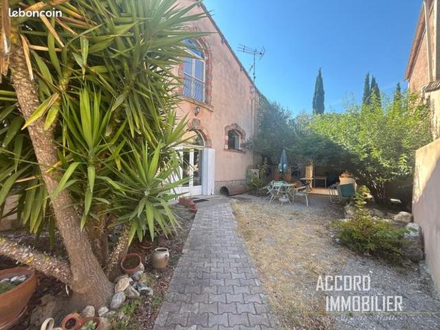 Maison 8 pièces 248 m²