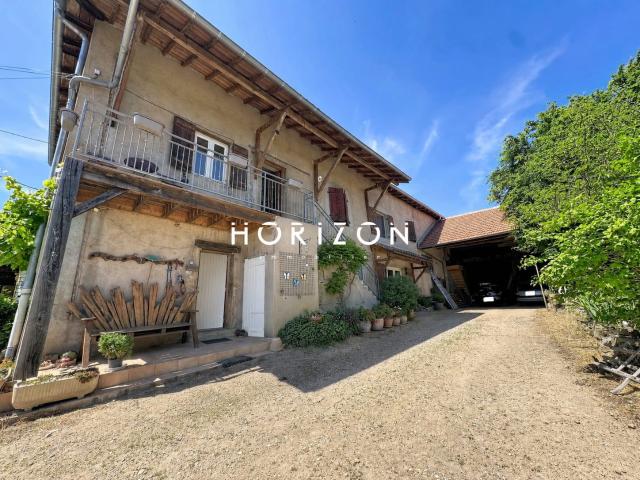 Maison 8 pièces 248 m²