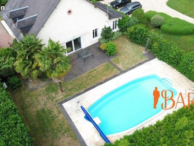 Maison 8 pièces 248 m²