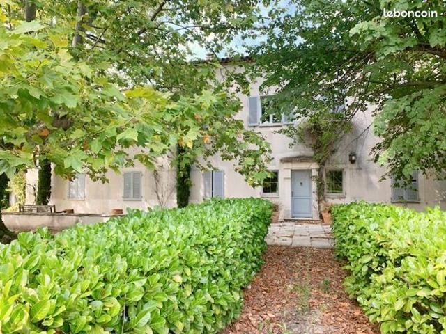 Maison 8 pièces 248 m²