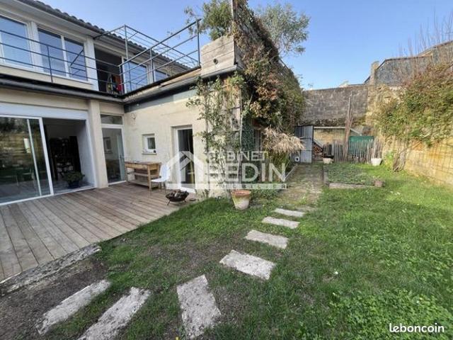 Maison 8 pièces 249 m²