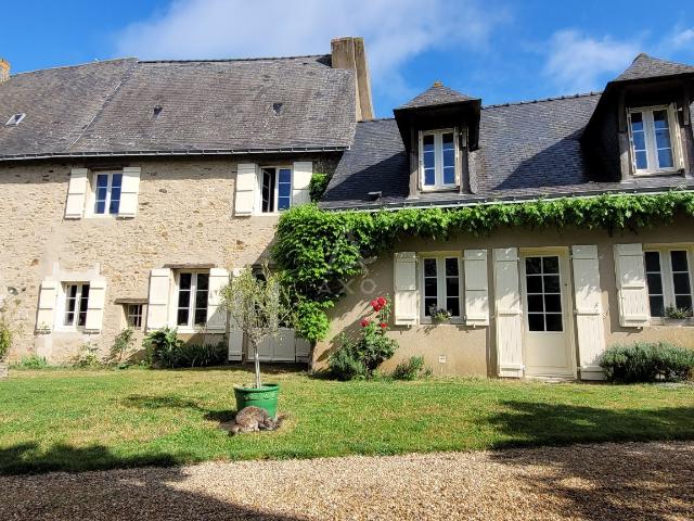 Maison 8 pièces 249 m²