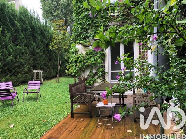 Maison 8 pièces 240 m²