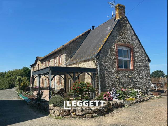 Maison 8 pièces 240 m²