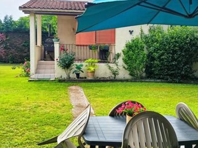 Maison 8 pièces 240 m²