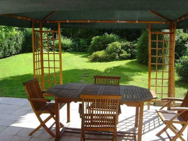 Maison 8 pièces 240 m²