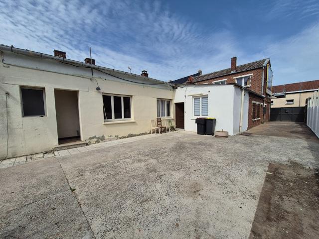 Maison 8 pièces 240 m²