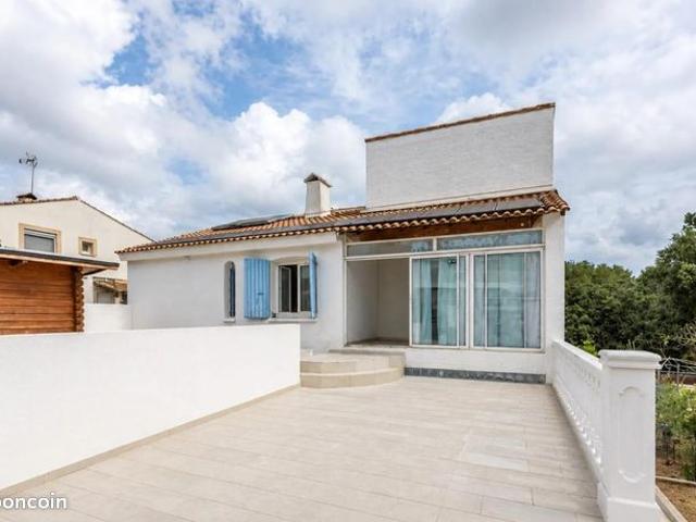 Maison 8 pièces 240 m²