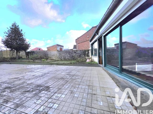Maison 8 pièces 240 m²