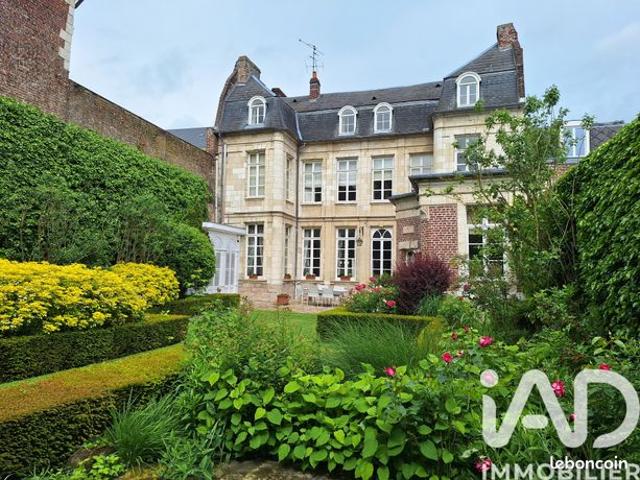 Maison 8 pièces 240 m²