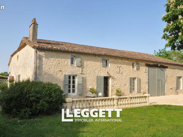 Maison 8 pièces 240 m²