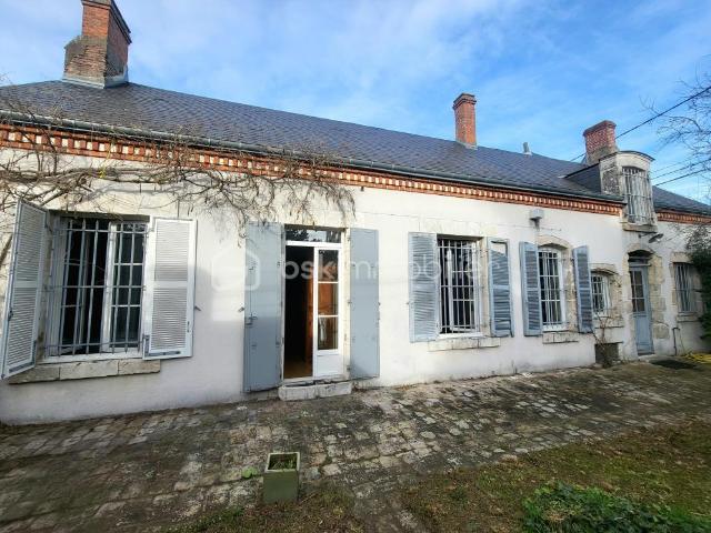 Maison 8 pièces 241 m²