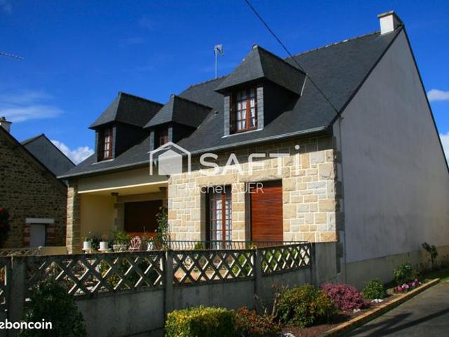 Maison 8 pièces 242 m²