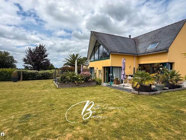 Maison 8 pièces 242 m²