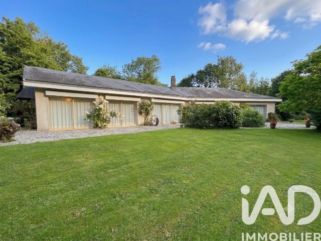 Maison 8 pièces 243 m²