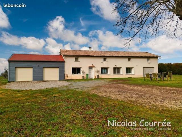 Maison 8 pièces 243 m²