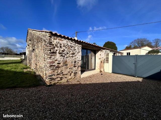Maison 8 pièces 243 m²