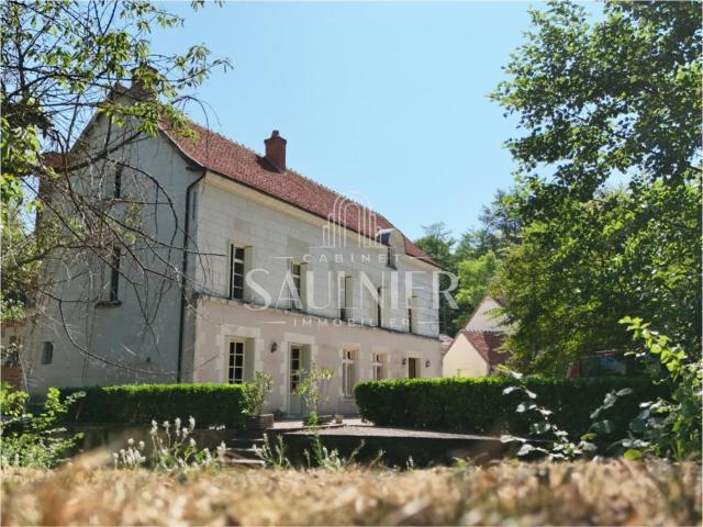 Maison 8 pièces 243 m²