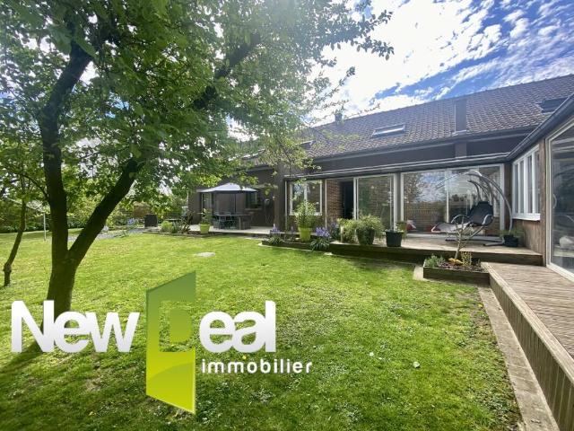 Maison 8 pièces 254 m²