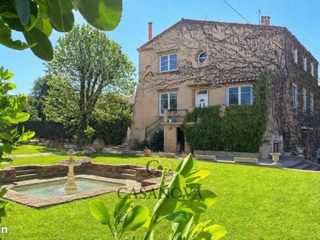 Maison 8 pièces 254 m²