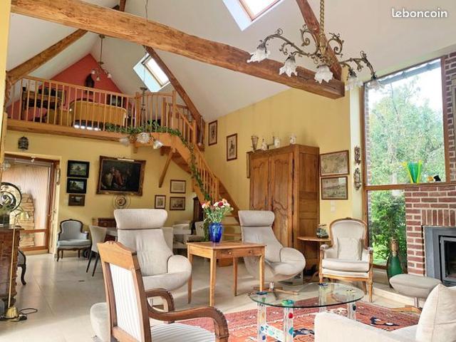 Maison 8 pièces 254 m²