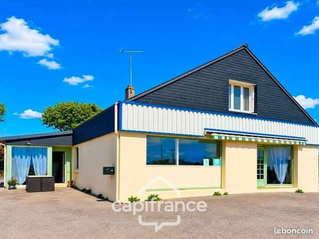 Maison 8 pièces 255 m²