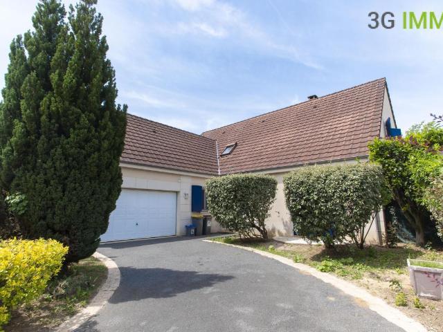 Maison 8 pièces 255 m²