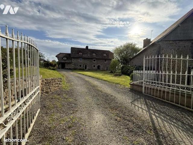 Maison 8 pièces 255 m²