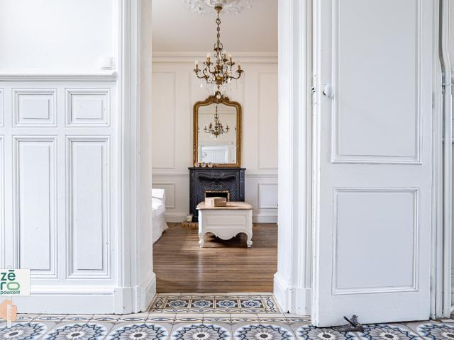 Maison 8 pièces 256 m²