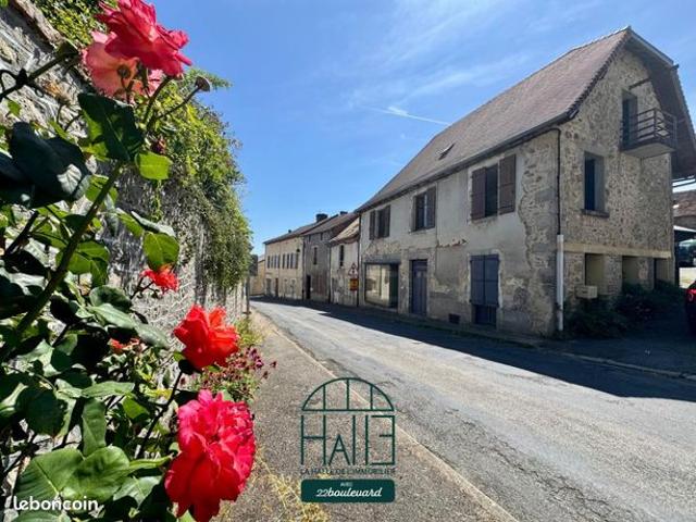 Maison 8 pièces 256 m²