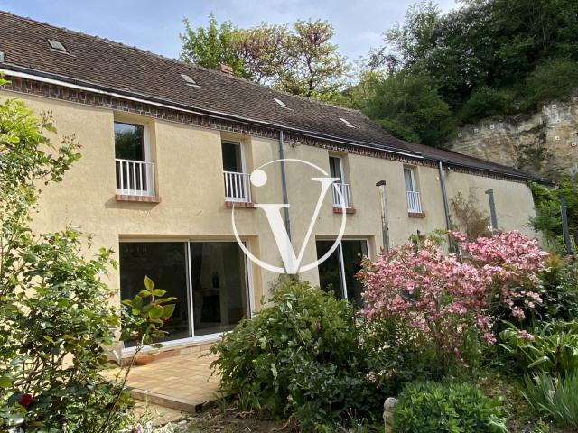 Maison 8 pièces 257 m²