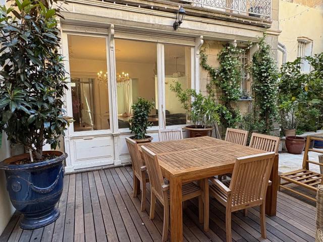 Maison 8 pièces 257 m²