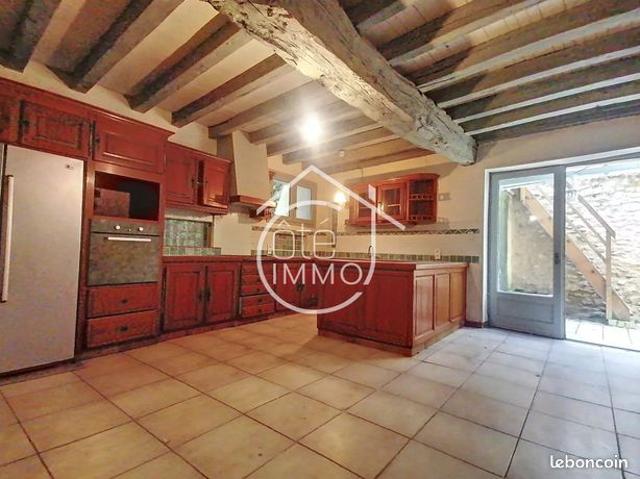 Maison 8 pièces 257 m²