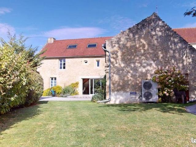 Maison 8 pièces 257 m²