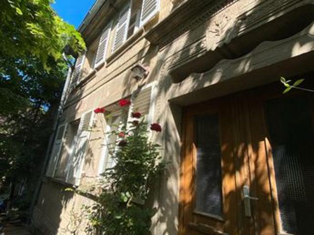 Maison 8 pièces 257 m²