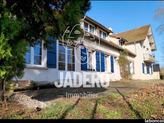 Maison 8 pièces 258 m²