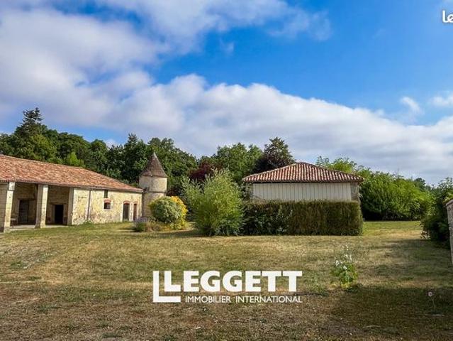 Maison 8 pièces 258 m²