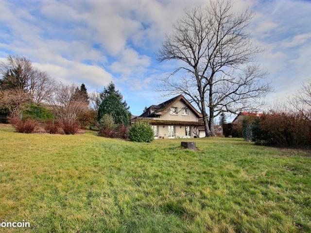 Maison 8 pièces 258 m²