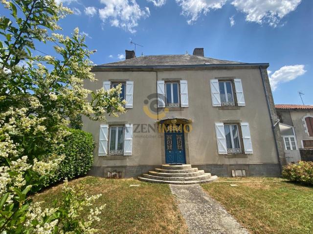 Maison 8 pièces 258 m²