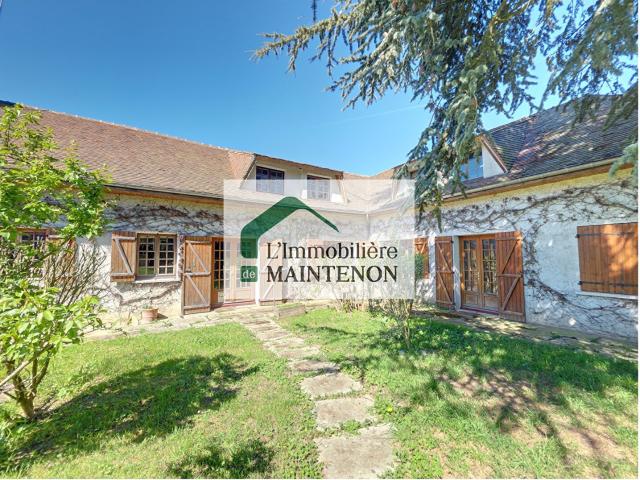 Maison 8 pièces 258 m²