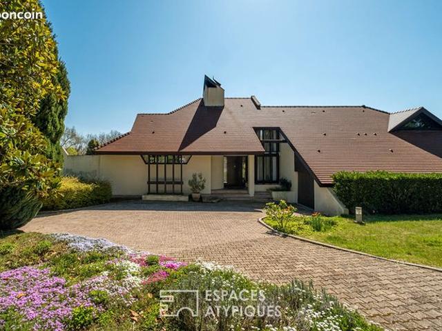 Maison 8 pièces 258 m²