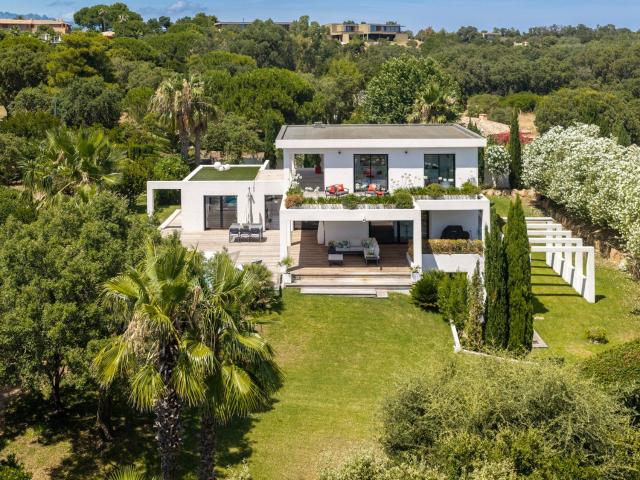 Maison 8 pièces 258 m²