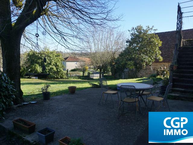 Maison 8 pièces 259 m²