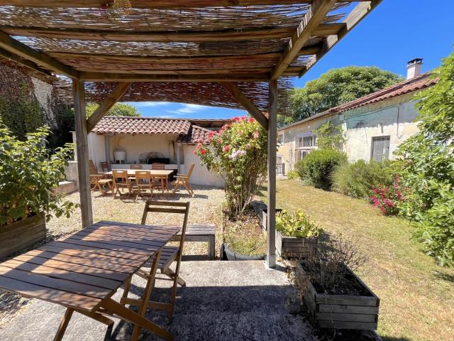 Maison 8 pièces 259 m²