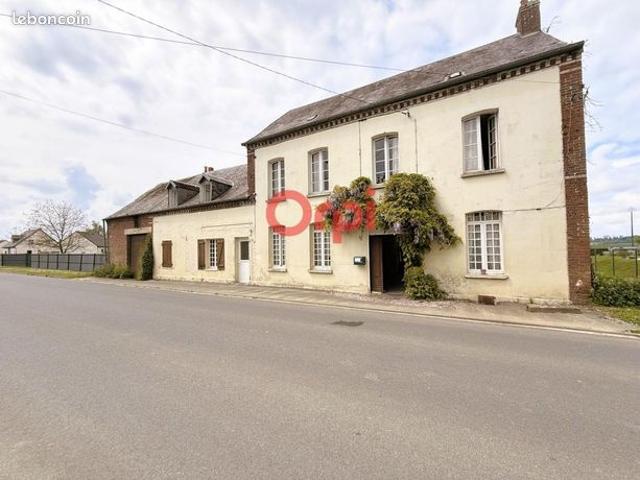 Maison 8 pièces 250 m²