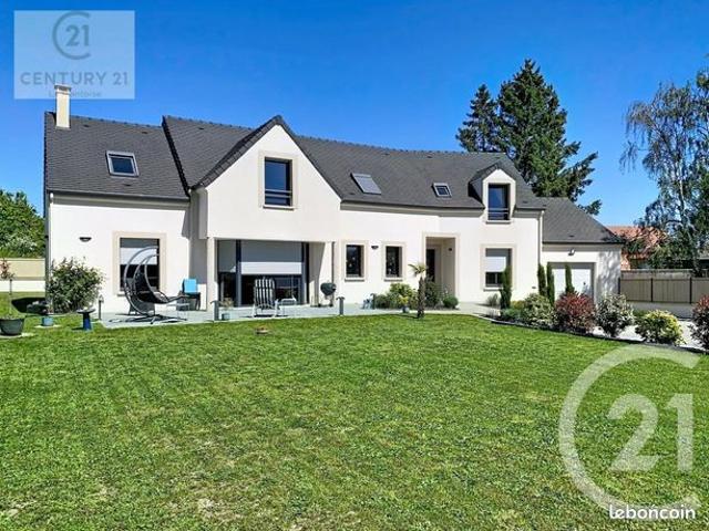 Maison 8 pièces 217 m²