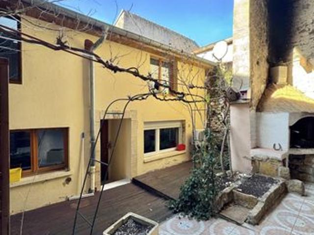 Maison 8 pièces 250 m²