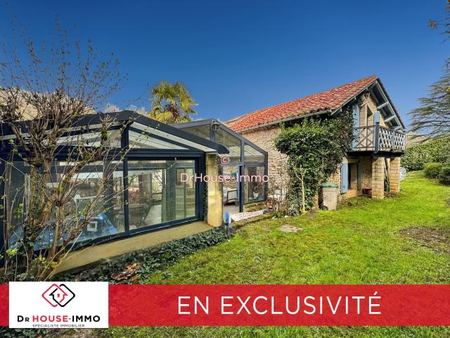 Maison 8 pièces 250 m²