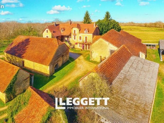 Maison 8 pièces 250 m²