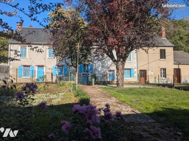 Maison 8 pièces 250 m²